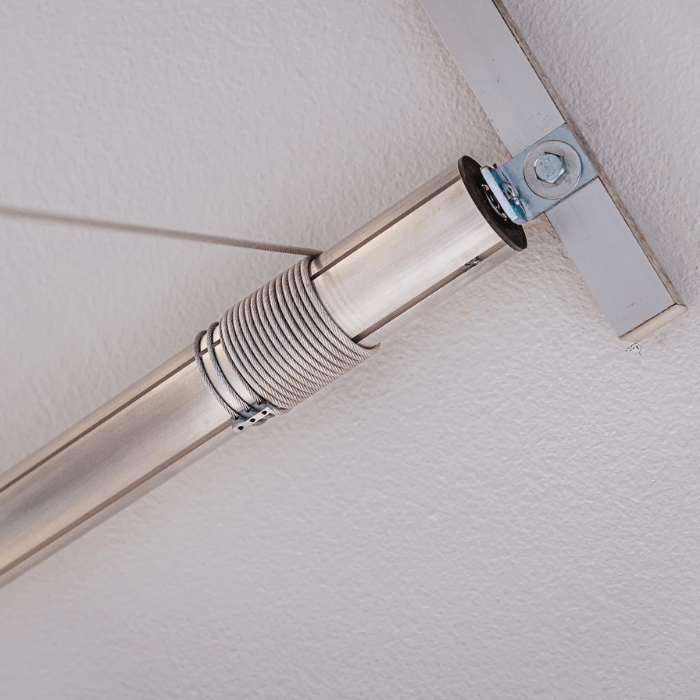 AuxxLift mounted to a roof zoomed in lower side view