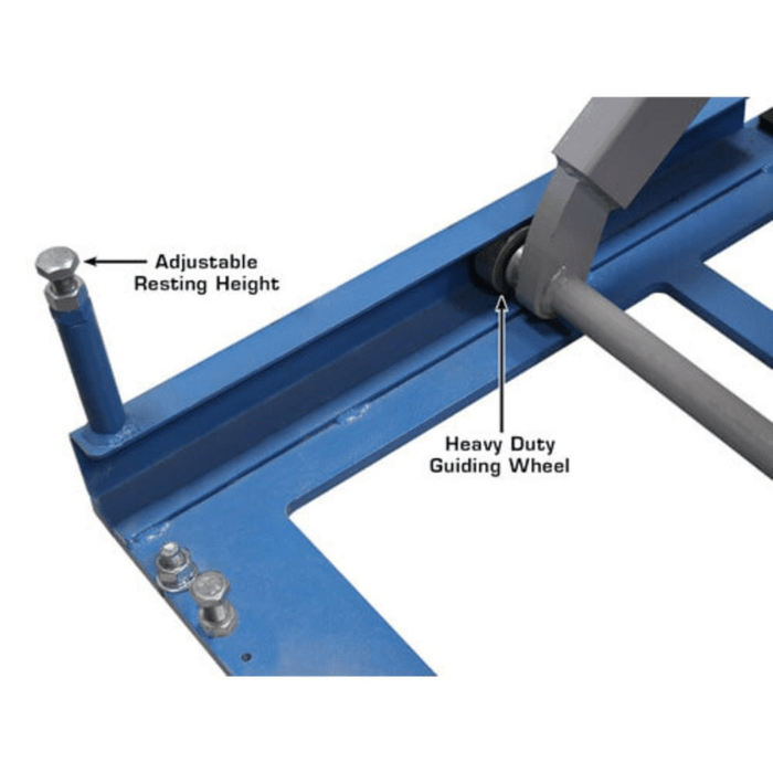 The Atlas FM9SL features a heavy-duty guide wheel and adjustable resting height post—designed for stable operation and smooth platform tracking throughout the full lift cycle.