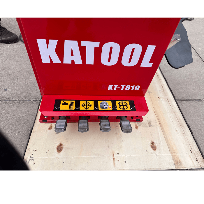 Top side view of the pedals on the T810 from the Katool T810 and B760 Combo