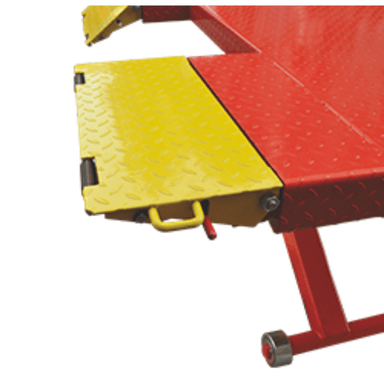 Adjustable approach ramp and wheel assembly on AMGO EM06 vehicle lift