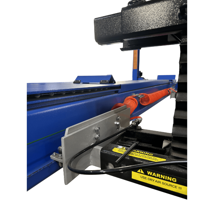 Airline connection for pneumatic bridge jack on iDEAL alignment lift