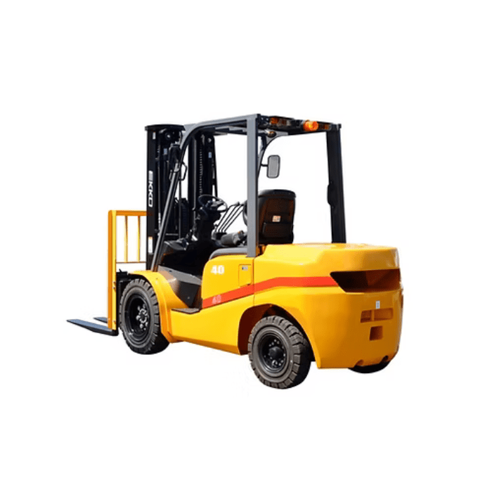 Angled rear view of the Ekko EK20D forklift – A diesel-powered unit built for durability, with clean industrial lines and solid pneumatic tires.
