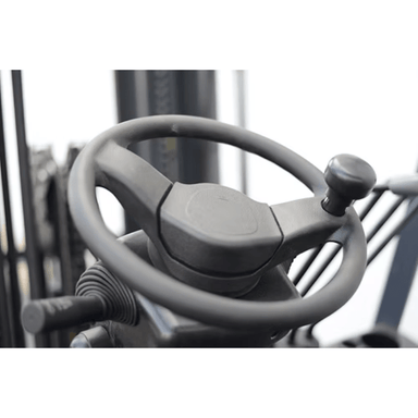 Ergonomic steering system on the EK30GT‑Li lithium forklift, featuring a spinner knob for agile warehouse maneuvering.