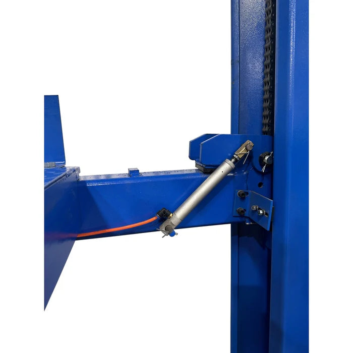 Hydraulic cylinder with chain connection on Tuxedo FP14K 14,000 lb 4 post lift