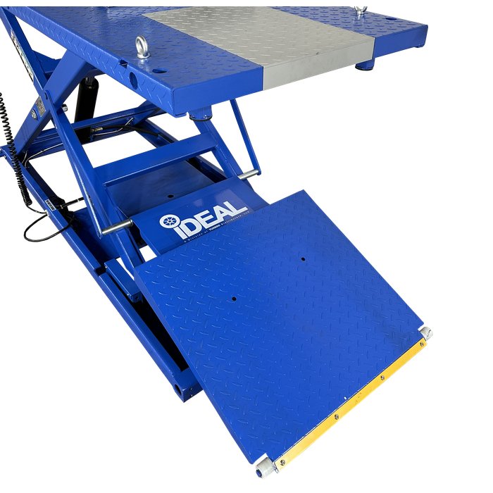 iDEAL M-2200IEH-XR full-width retractable approach ramp