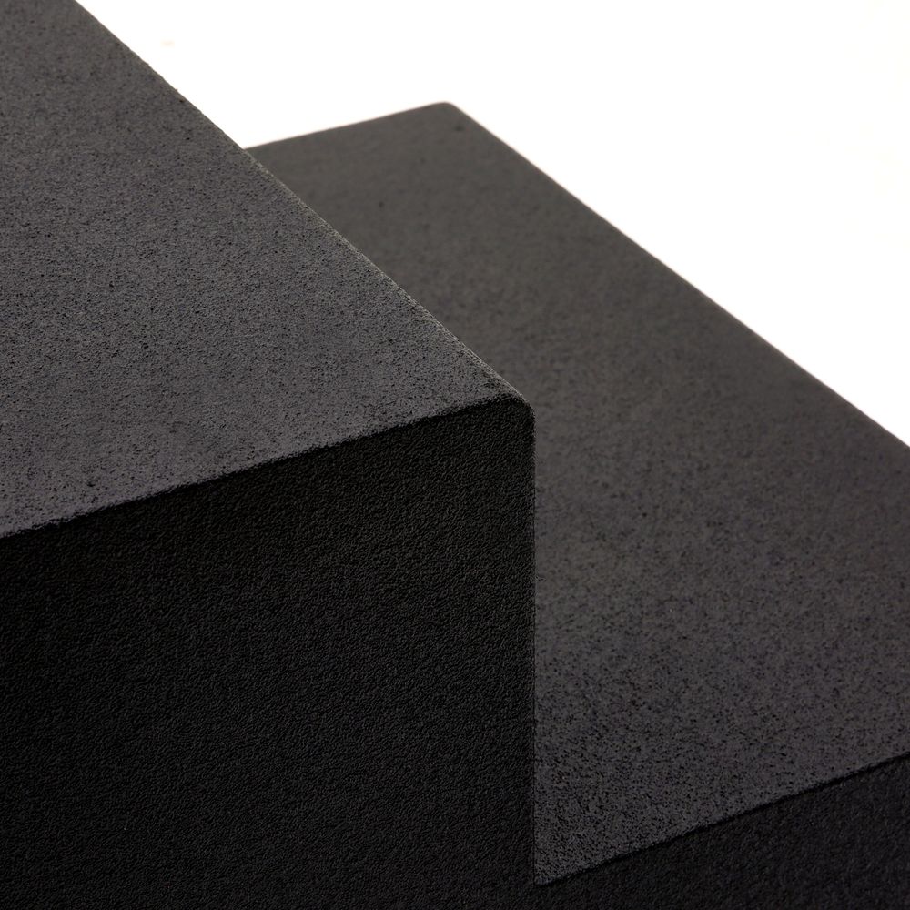 Close up of the traction coating on the Race Ramps two step